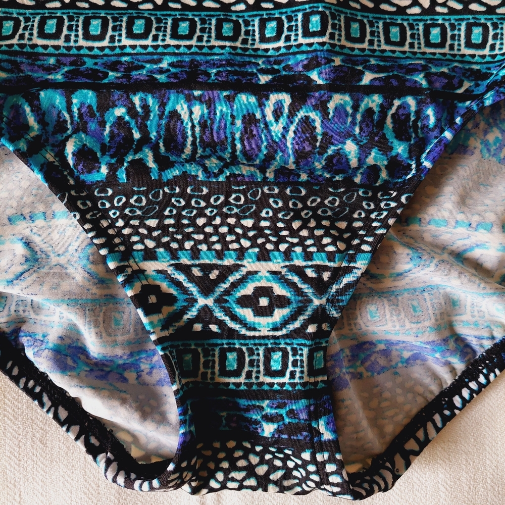 Robby Len One piece swimsuit size 10. - Picture 6 of 16